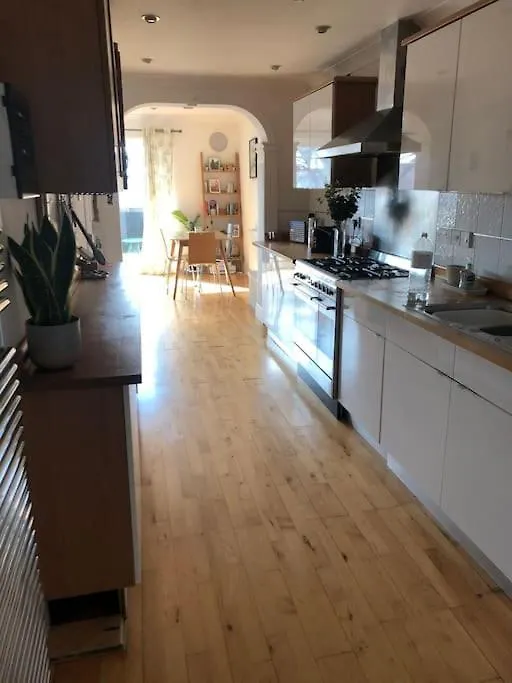 Apartment With Balcony West Bridgford Nottingham 0*,  United Kingdom